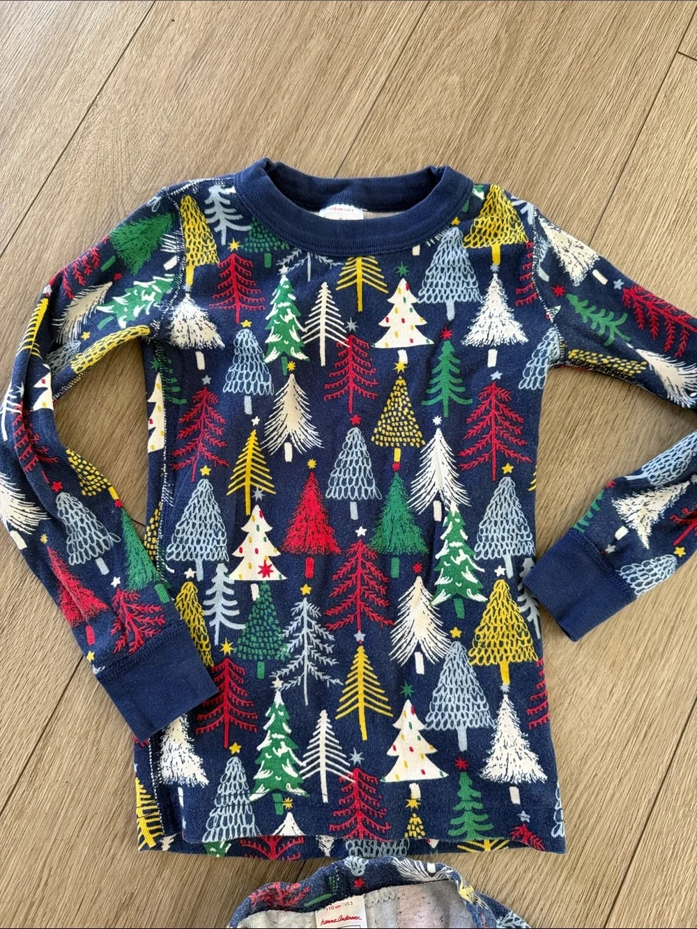Hanna Andersson organic cotton holiday tree pajamas size 5